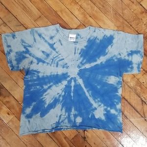 Light blue tie-dye t-shirt